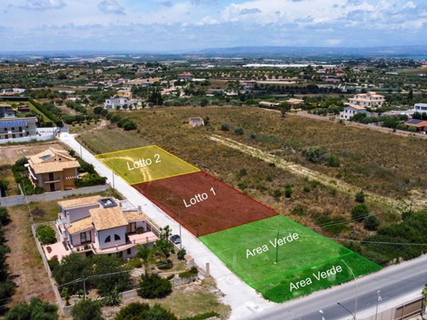 casa indipendente in vendita a Pachino in zona Marzamemi