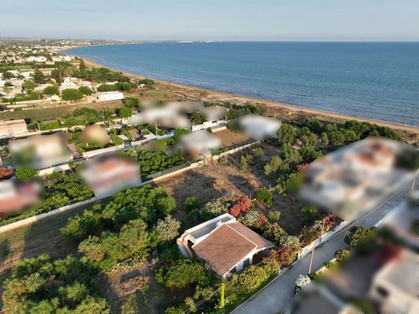 casa indipendente in vendita a Pachino