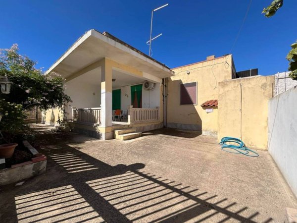 casa indipendente in vendita a Pachino