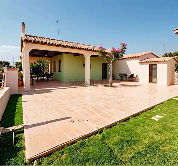 casa indipendente in vendita a Pachino