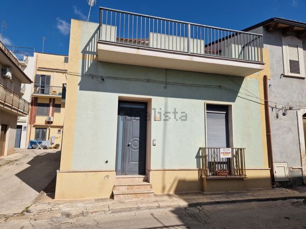 casa indipendente in vendita a Pachino