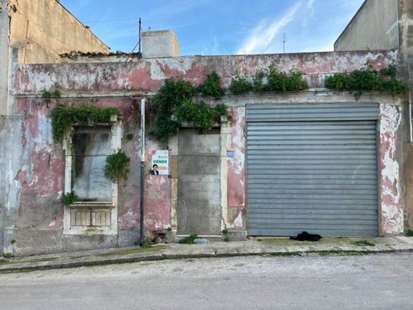 casa indipendente in vendita a Pachino