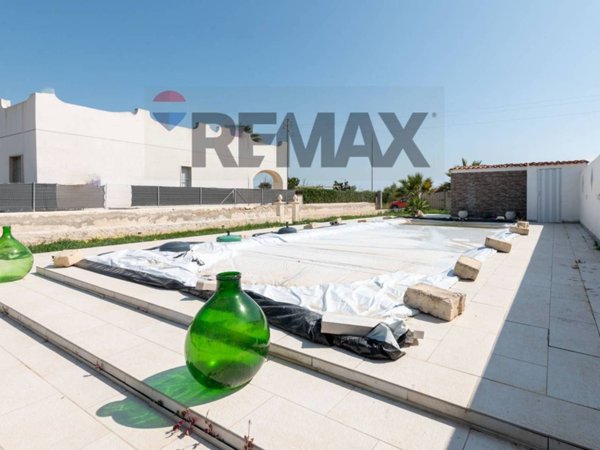 casa indipendente in vendita a Pachino