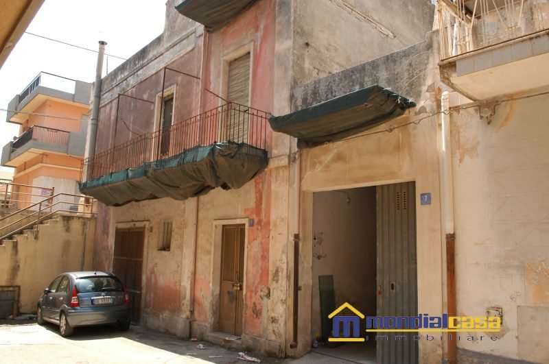 trivano in vendita a Pachino