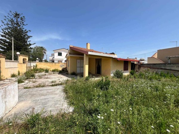 casa indipendente in vendita a Pachino