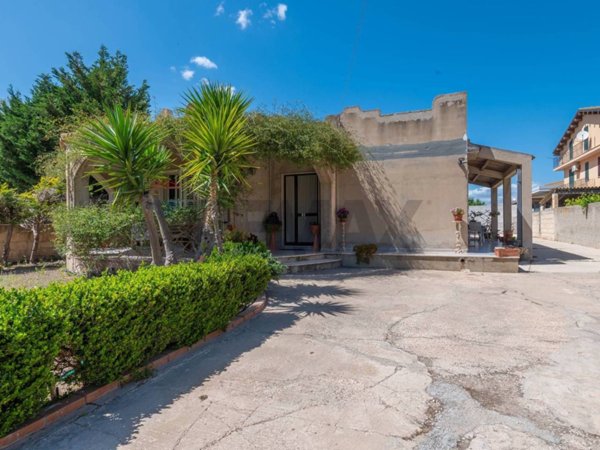 casa indipendente in vendita a Pachino