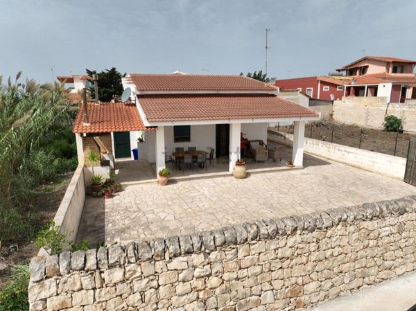 casa indipendente in vendita a Pachino