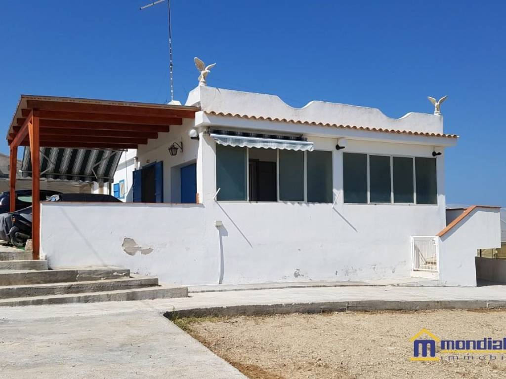 casa indipendente in vendita a Pachino