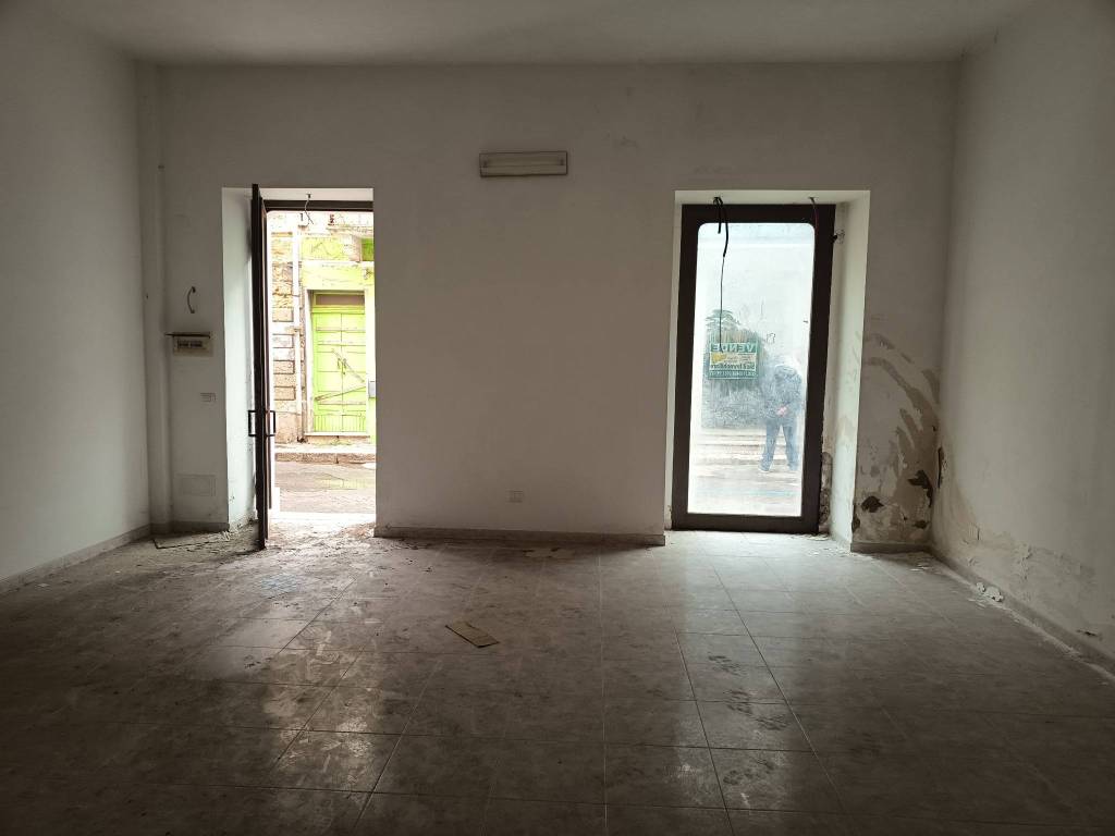 negozio in vendita a Pachino