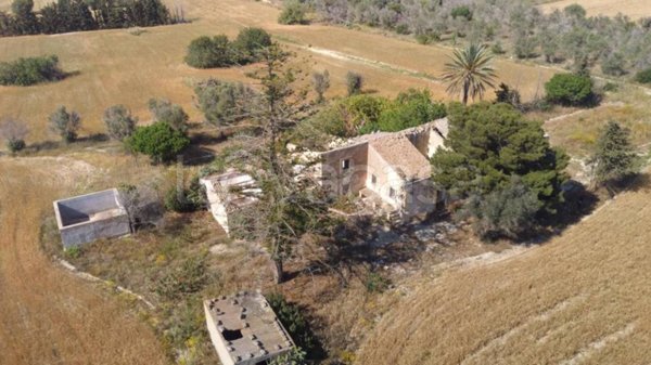 casa indipendente in vendita a Pachino in zona Marzamemi