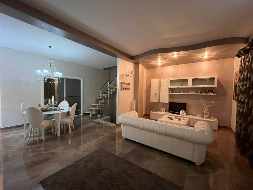 casa indipendente in vendita a Pachino