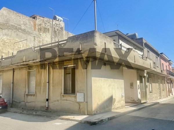 casa indipendente in vendita a Pachino