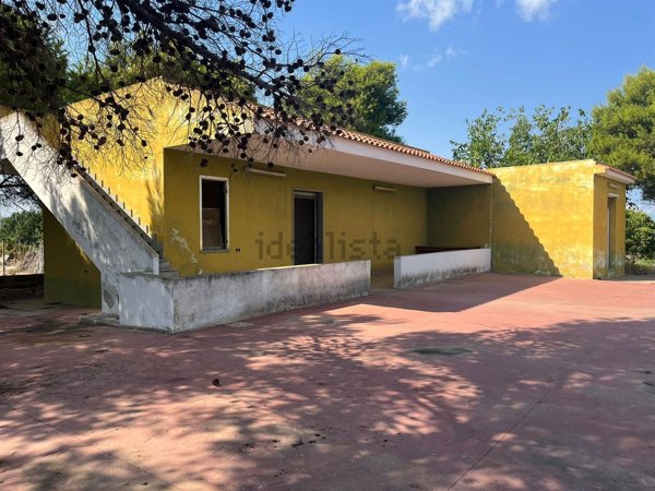 casa indipendente in vendita a Pachino