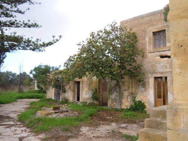 casa indipendente in vendita a Pachino