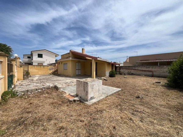 casa indipendente in vendita a Pachino