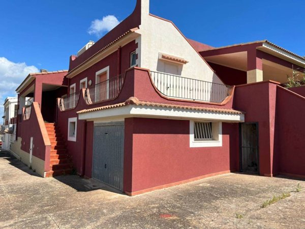 casa indipendente in vendita a Pachino