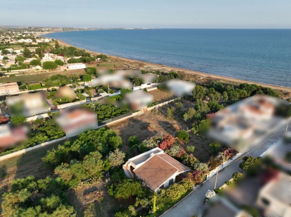 casa indipendente in vendita a Pachino