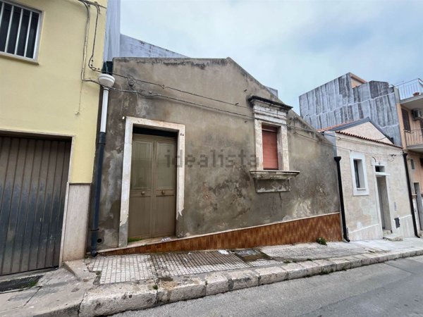casa indipendente in vendita a Pachino