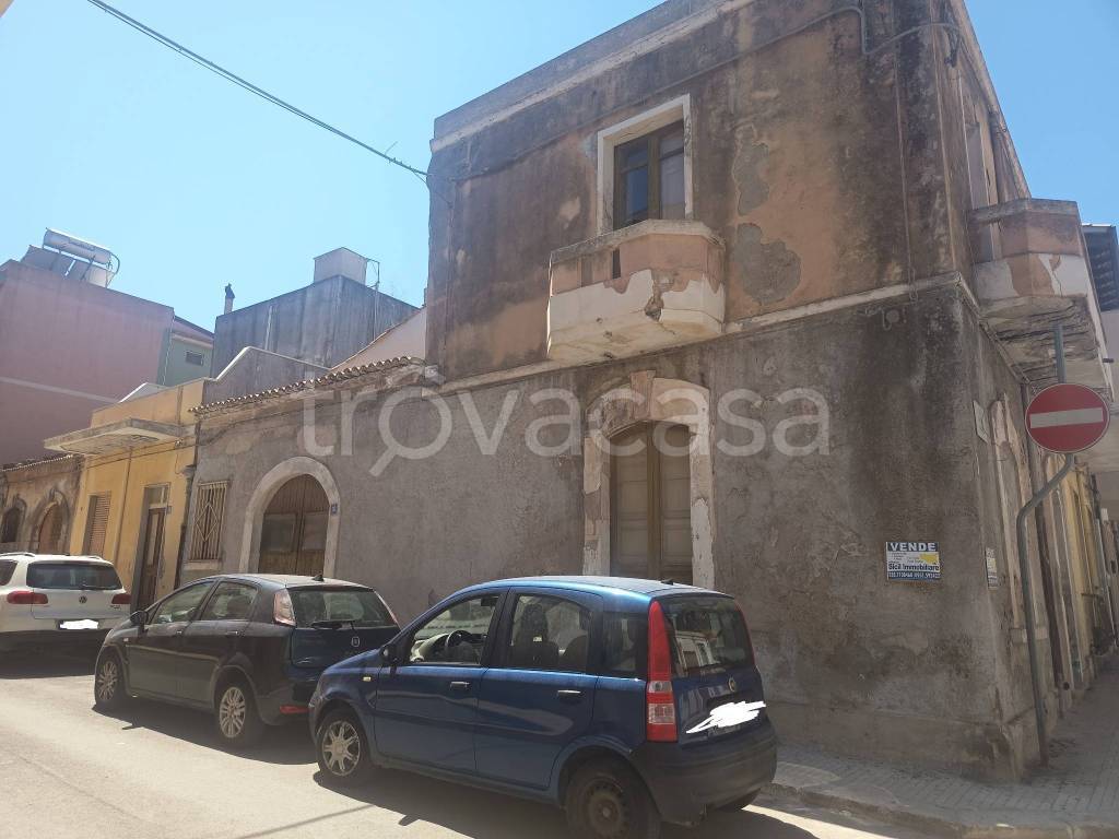 casa indipendente in vendita a Pachino