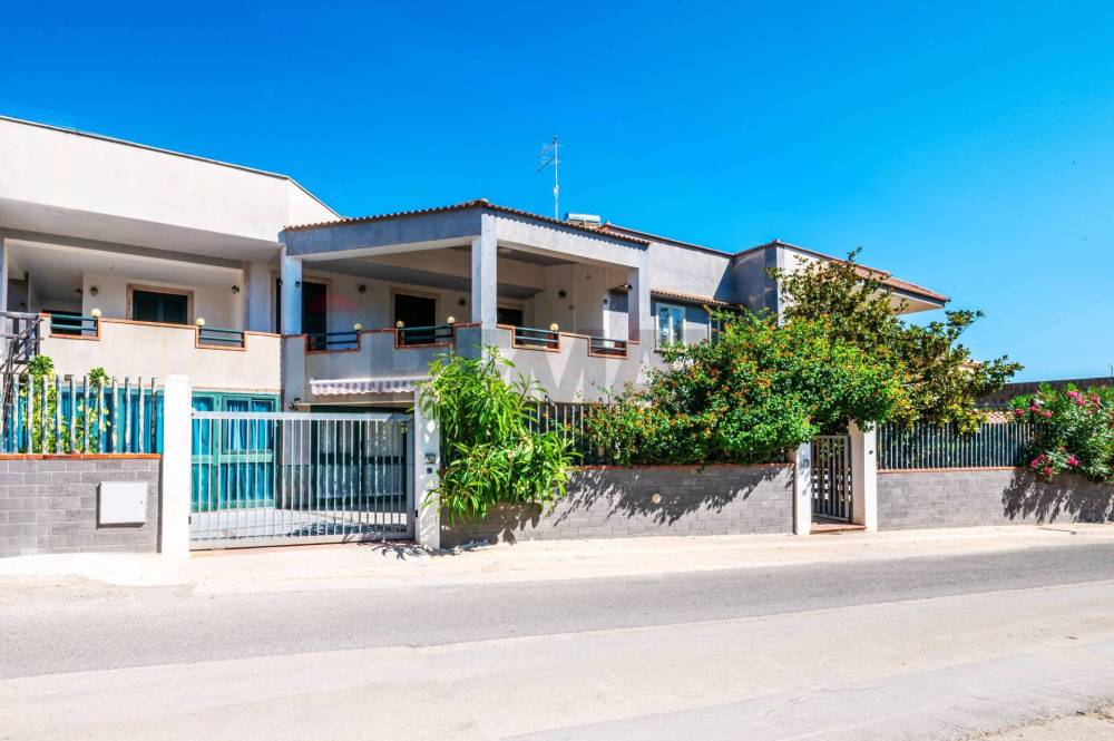 casa indipendente in vendita a Pachino