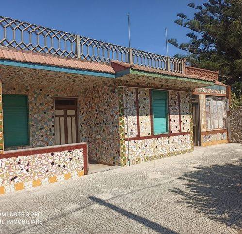 casa indipendente in vendita a Pachino