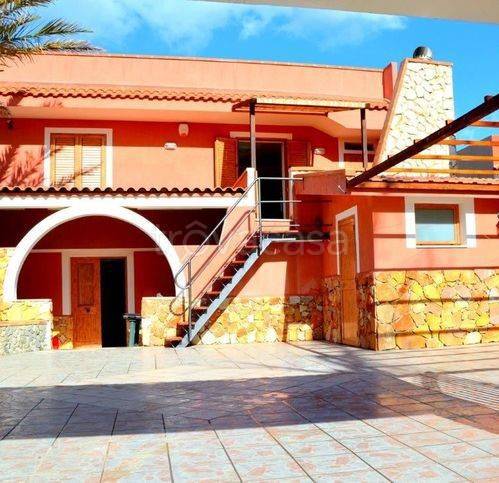 casa indipendente in vendita a Pachino