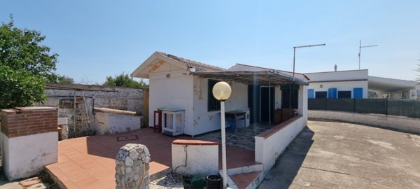 casa indipendente in vendita a Pachino in zona Marzamemi