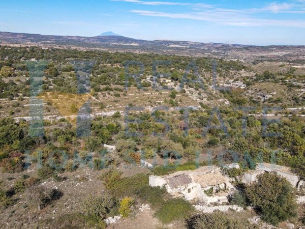 casa indipendente in vendita a Palazzolo Acreide