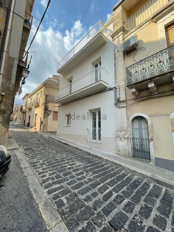 appartamento in vendita a Palazzolo Acreide