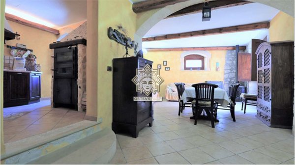 casa indipendente in vendita a Palazzolo Acreide