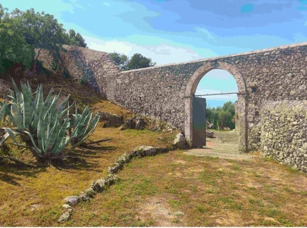 casa indipendente in vendita a Palazzolo Acreide