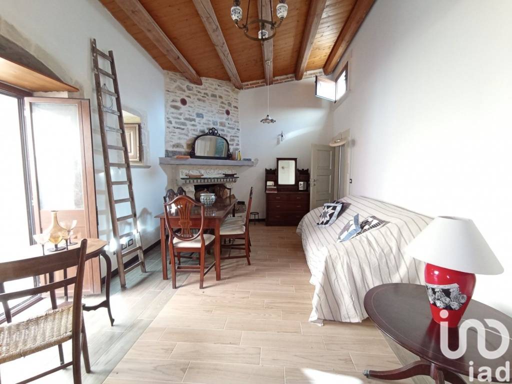 casa indipendente in vendita a Palazzolo Acreide