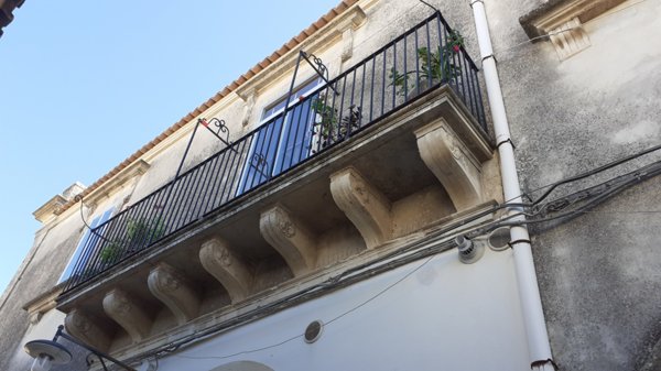 casa indipendente in vendita a Palazzolo Acreide