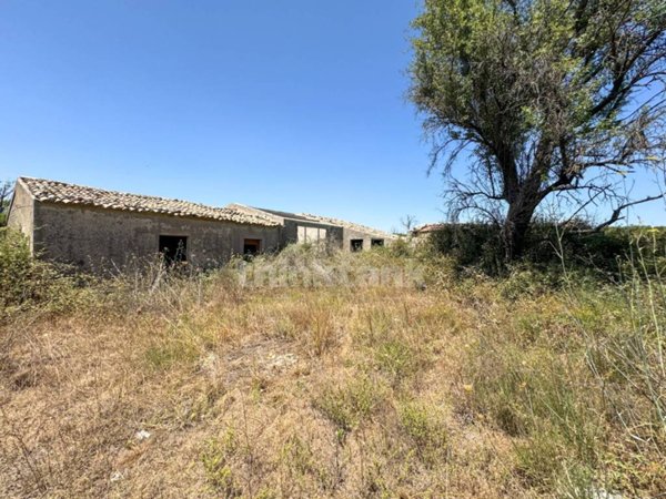 casa indipendente in vendita a Palazzolo Acreide