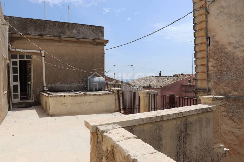 casa indipendente in vendita a Palazzolo Acreide