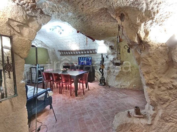 casa indipendente in vendita a Palazzolo Acreide