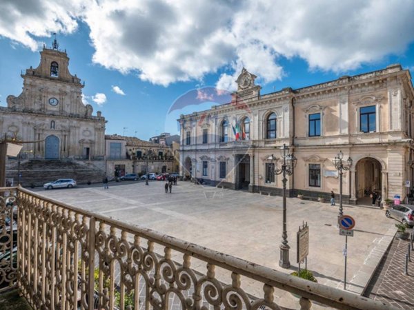 casa indipendente in vendita a Palazzolo Acreide