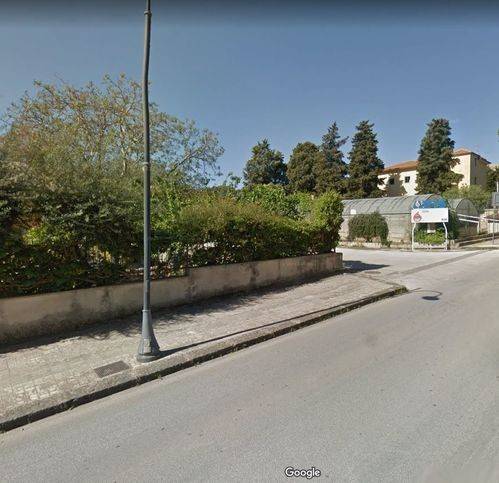 locale commerciale in vendita a Palazzolo Acreide