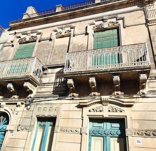 casa indipendente in vendita a Palazzolo Acreide