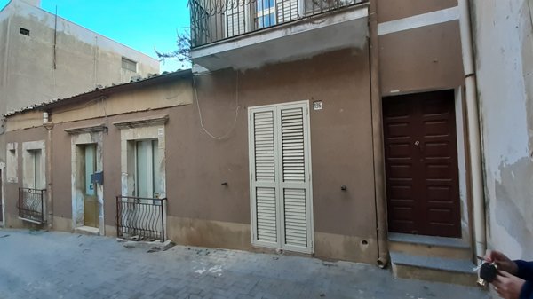 casa indipendente in vendita a Palazzolo Acreide