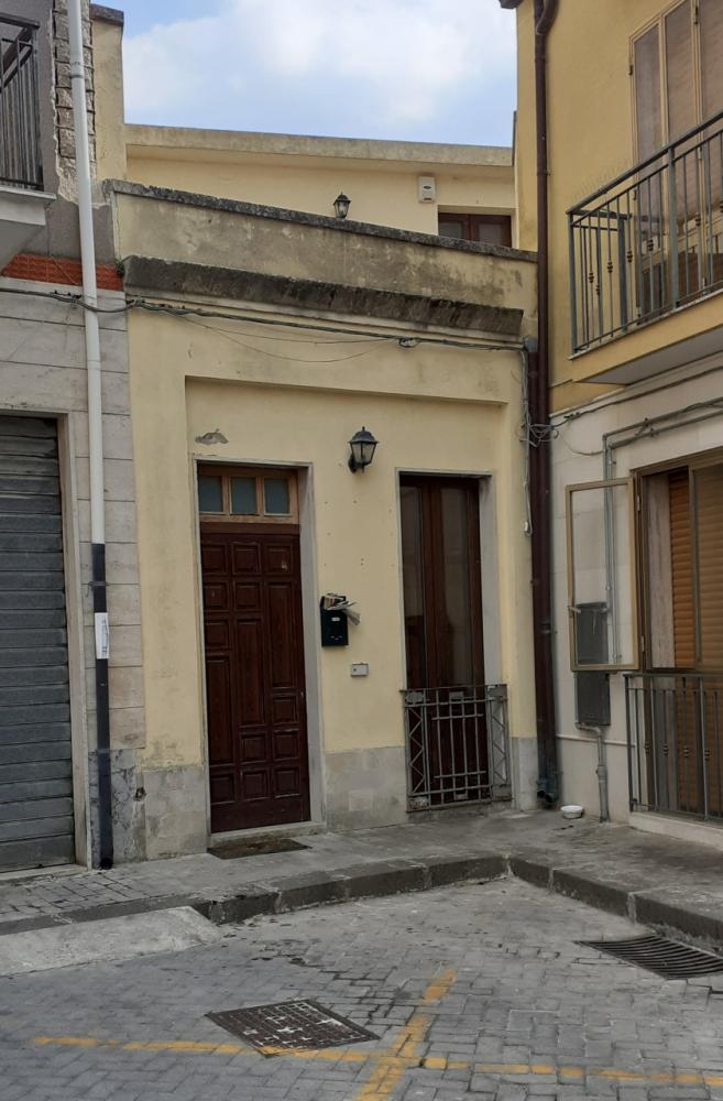 casa indipendente in vendita a Palazzolo Acreide