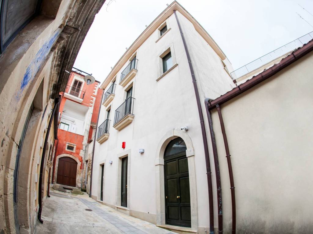 casa indipendente in vendita a Palazzolo Acreide