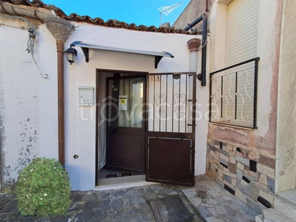 casa indipendente in vendita a Palazzolo Acreide