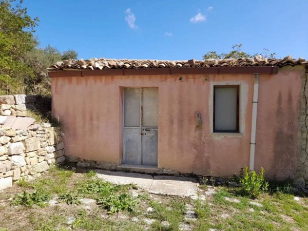 casa indipendente in vendita a Palazzolo Acreide