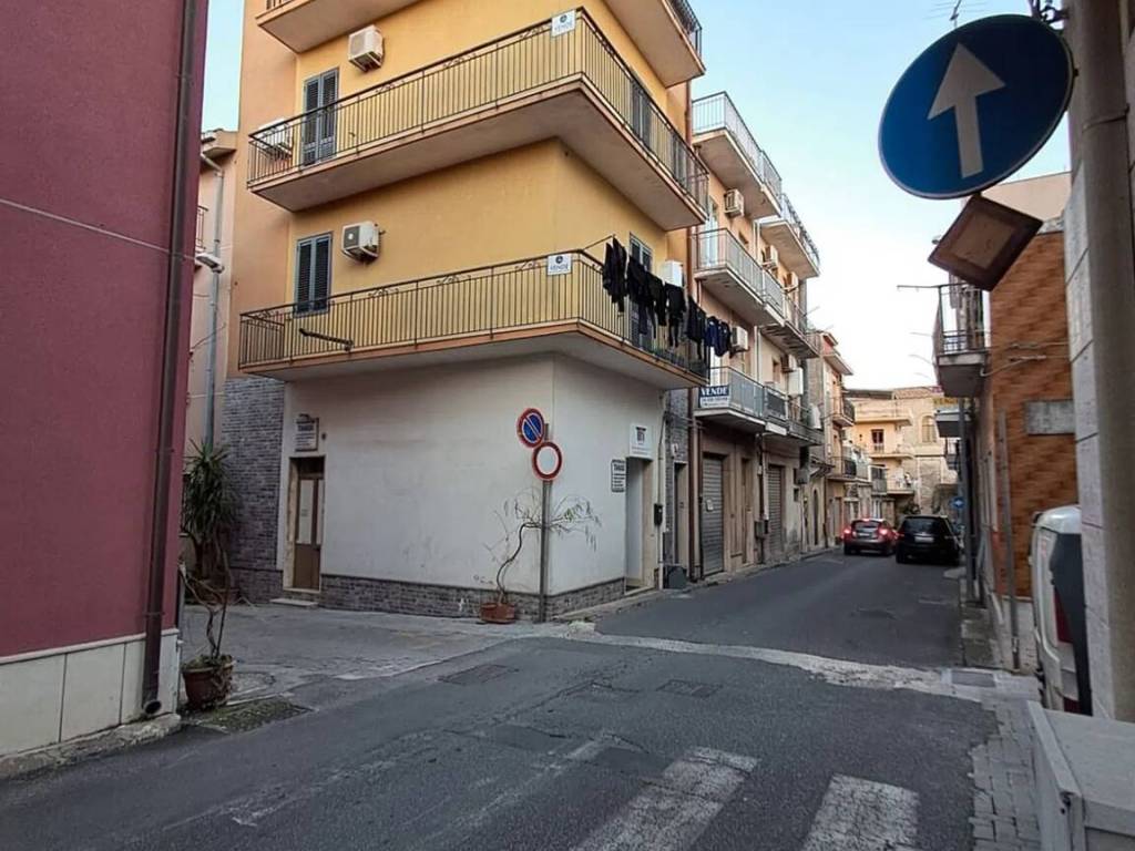 casa indipendente in vendita a Palazzolo Acreide