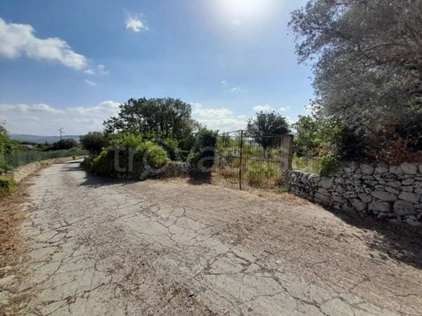 casa indipendente in vendita a Palazzolo Acreide