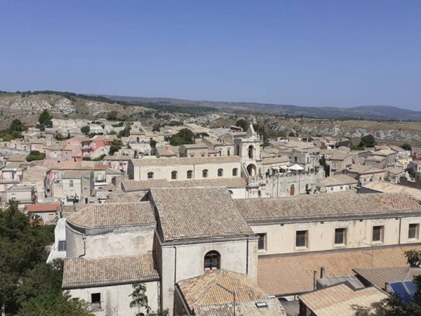 casa indipendente in vendita a Palazzolo Acreide