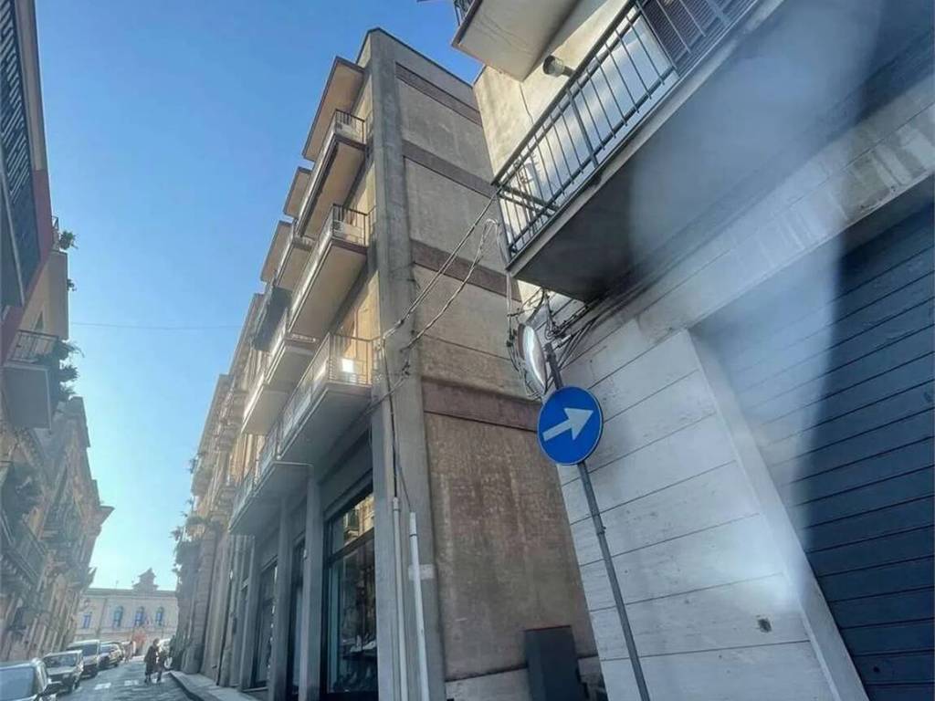 intera palazzina in vendita a Palazzolo Acreide