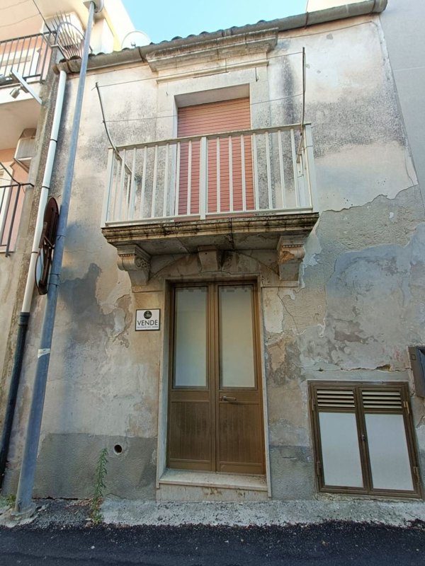 casa indipendente in vendita a Palazzolo Acreide
