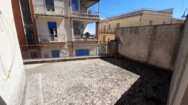 casa indipendente in vendita a Palazzolo Acreide